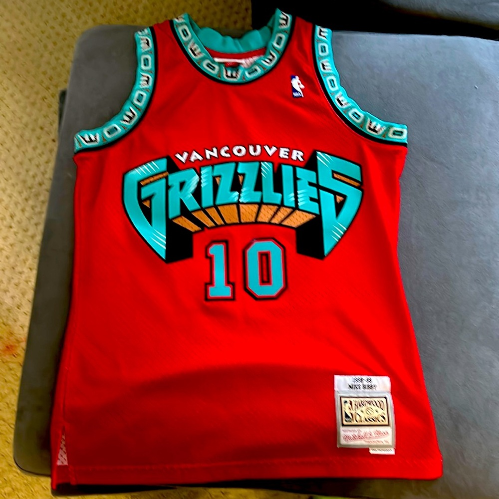 Red & turquoise throwback Mike Bibby Mitchell & Ness jersey